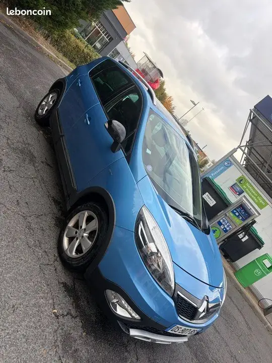 Renault Megane 2015 photo 2