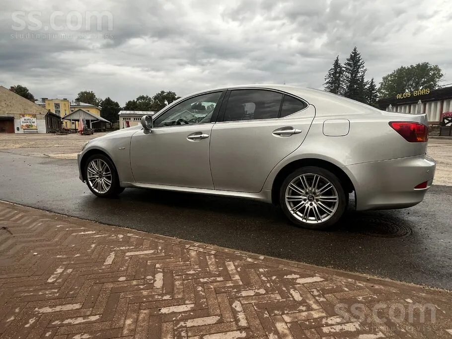 Lexus Is 2008 photo 3
