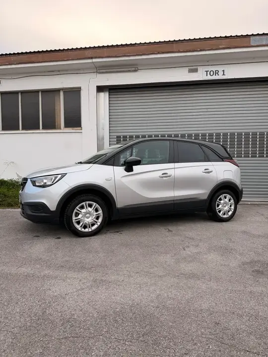 Opel Crossland X 2019 photo 2