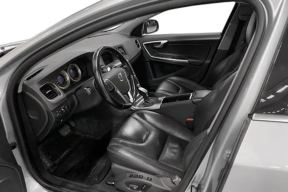 Volvo V60 2013 photo 5