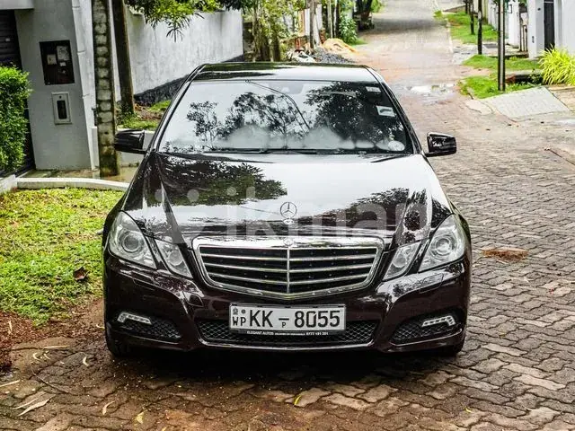 Mercedes-Benz E200 2010 photo 3
