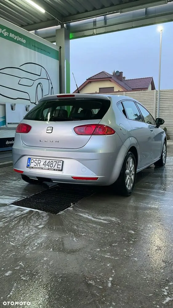 Seat Leon 2009 photo 2