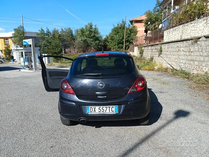 Opel Corsa 2009 photo 3