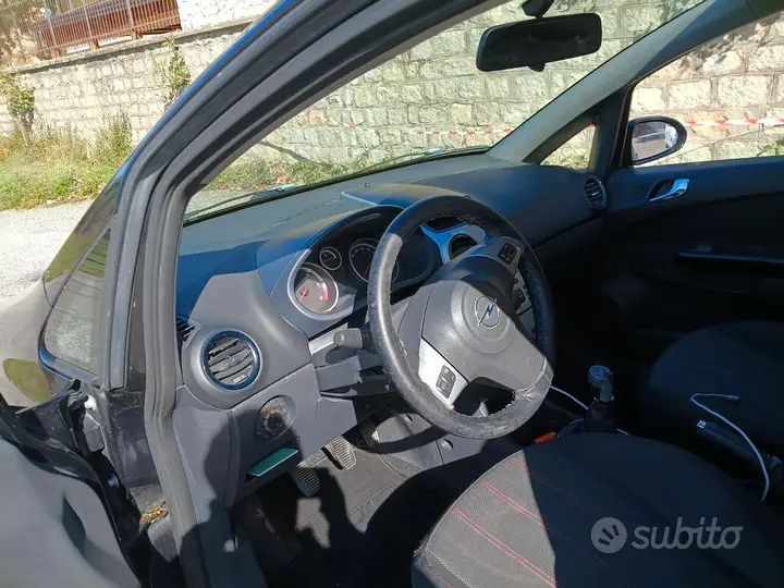 Opel Corsa 2009 photo 2