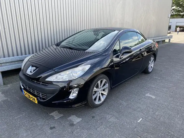 Peugeot 308 2010 photo 2