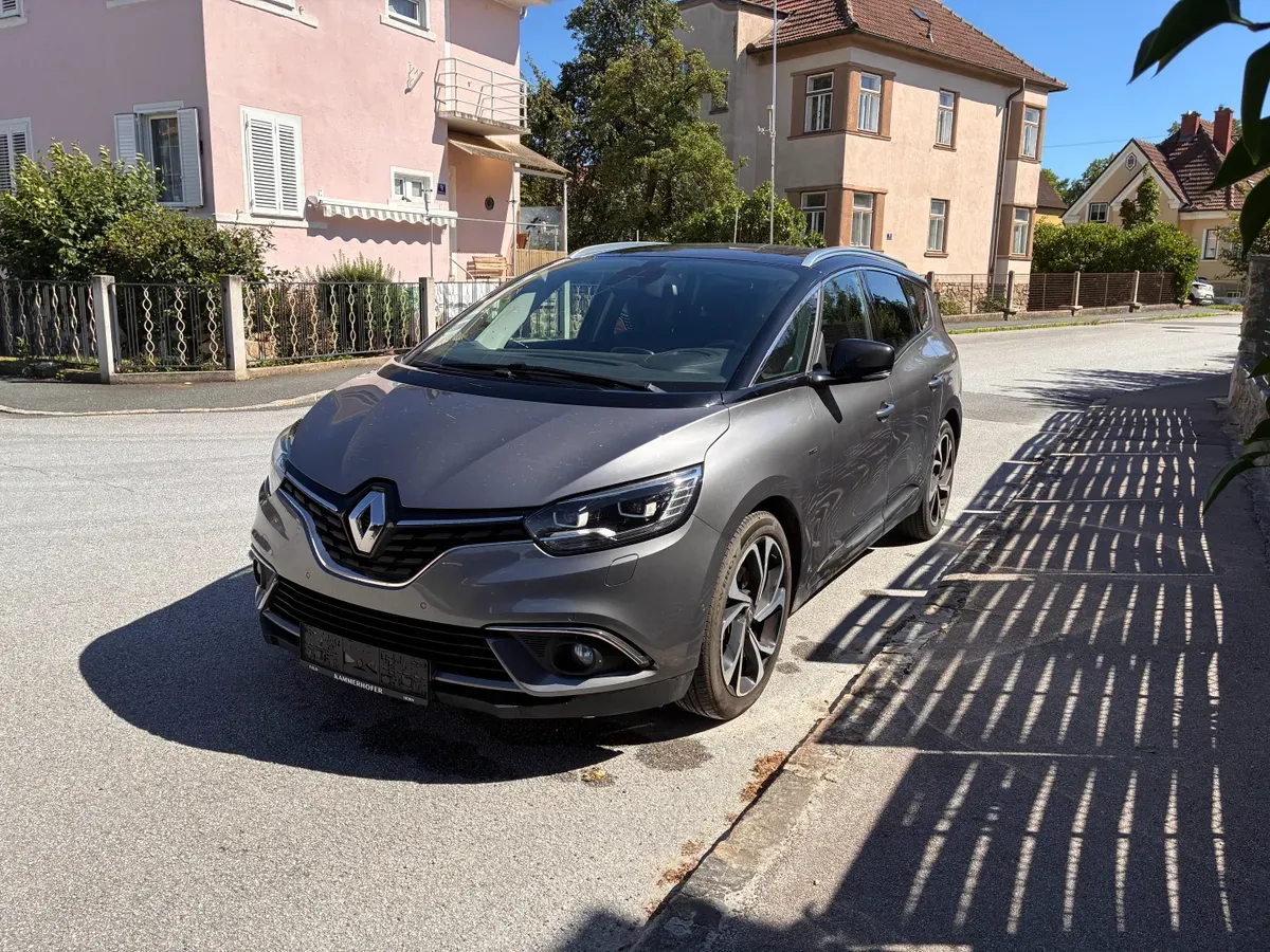 Renault Grand Scénic 2017 photo 2