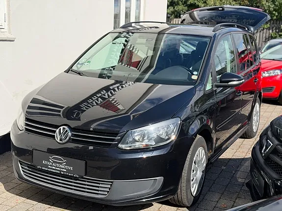 Volkswagen Touran 2011 photo 2