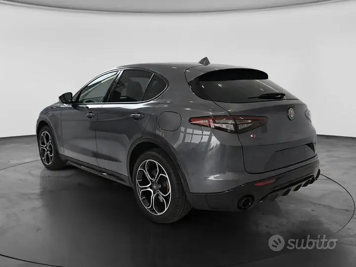 Alfa Romeo Stelvio 2024 photo 3