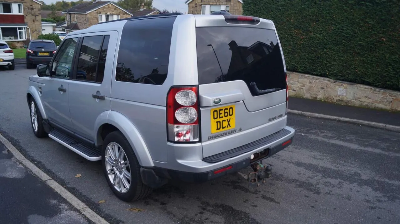 Land Rover Discovery 4 2011 photo 3