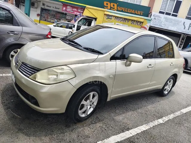 Nissan Latio