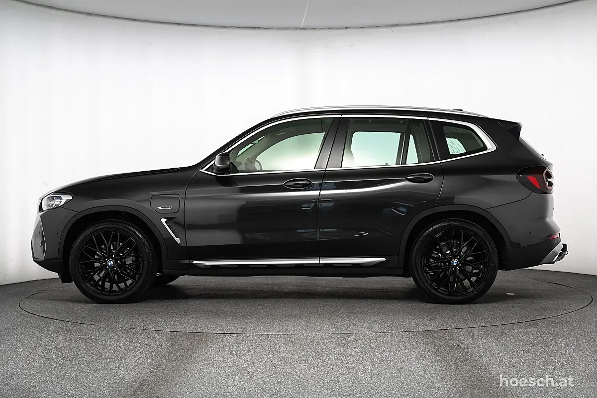 BMW X3 2022 photo 3