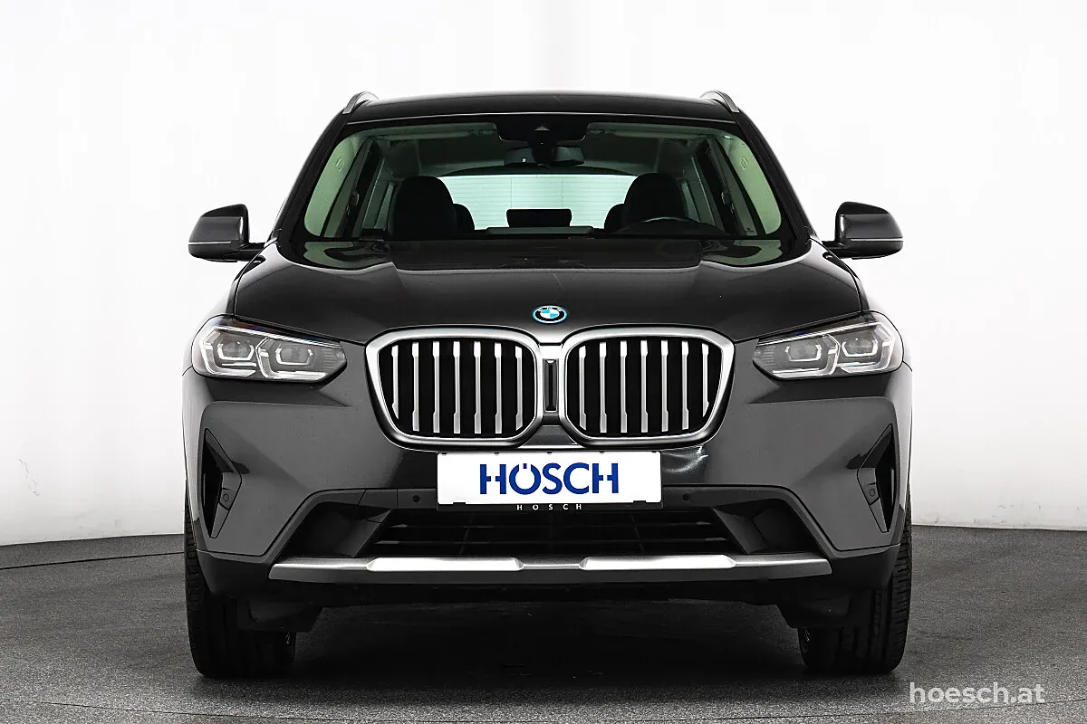 BMW X3 2022 photo 2
