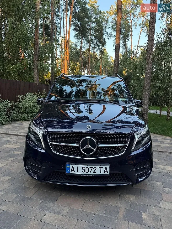 Mercedes-Benz V-Class 2020 photo 2