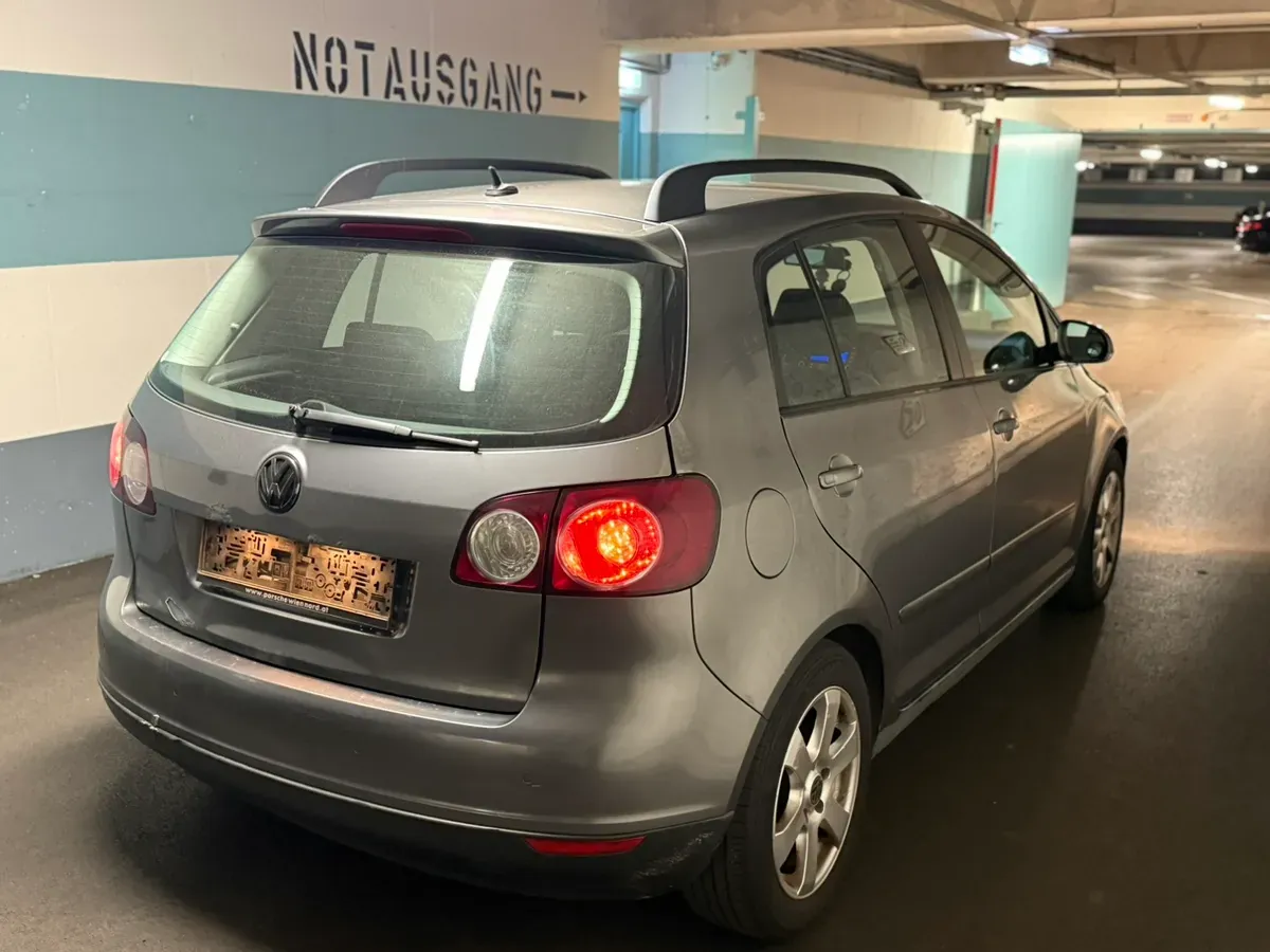 Volkswagen Golf 2007 photo 3
