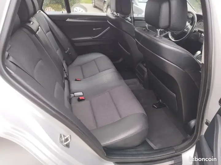 BMW 5 Series 2011 photo 4
