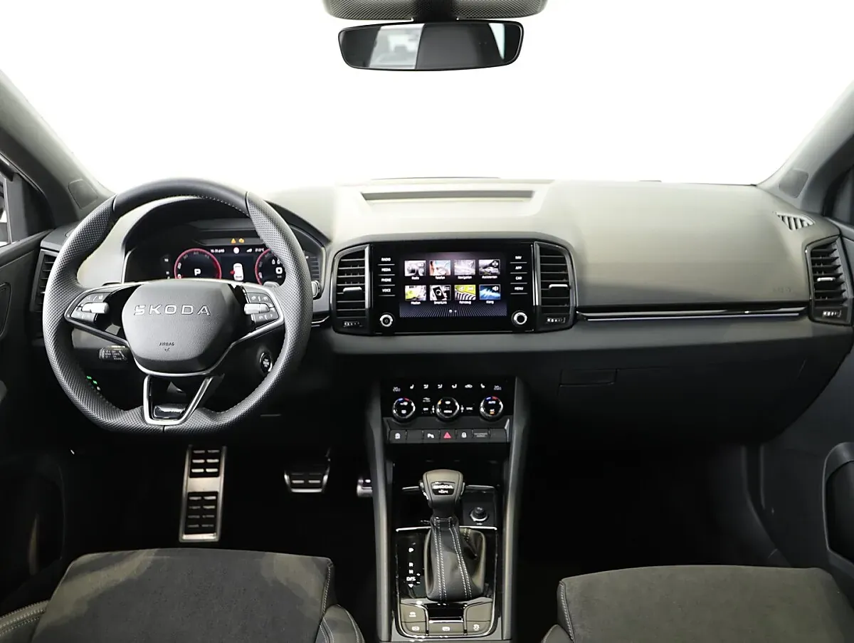Skoda Karoq 2026 photo 2
