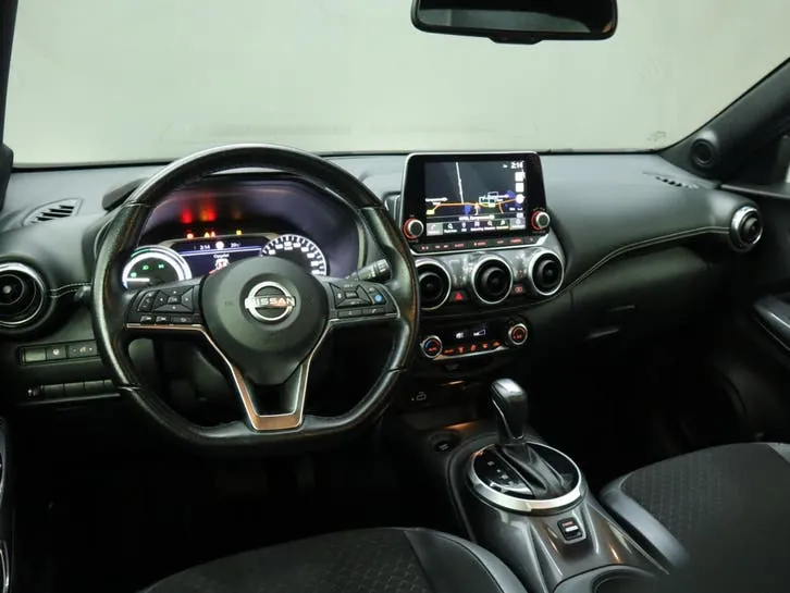 Nissan Juke 2024 photo 2