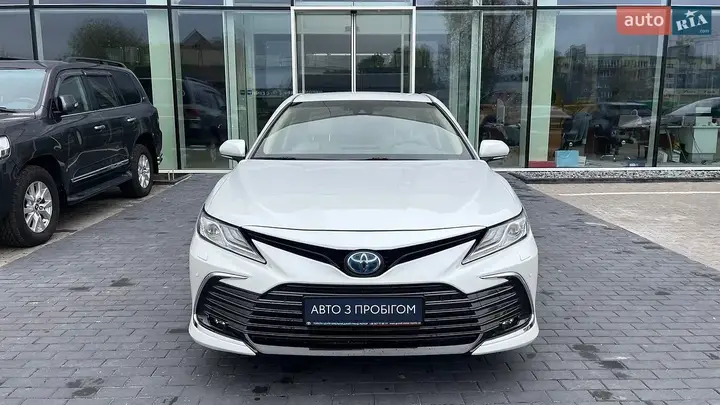 Toyota Camry 2021 photo 5