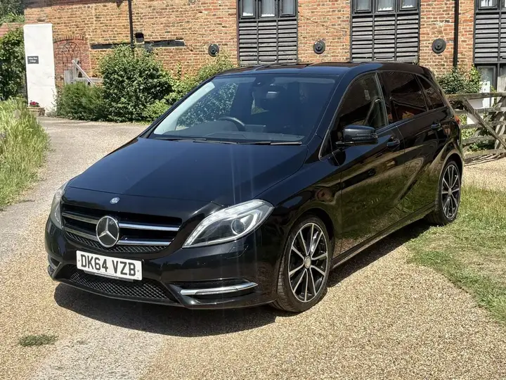Mercedes-Benz B-Class 2014 photo 2