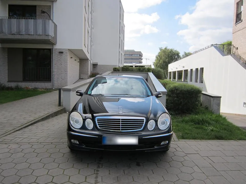 Mercedes-Benz E280