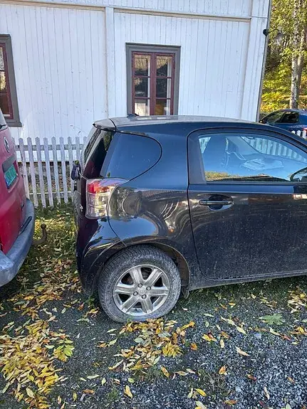 Toyota Iq 2011 photo 2