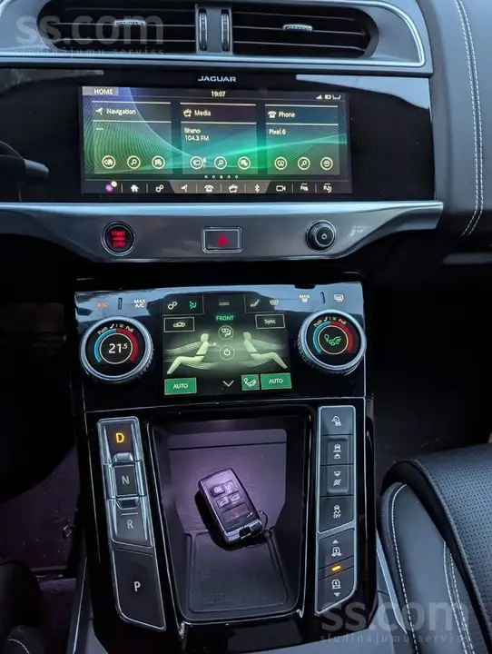 Jaguar I-Pace 2019 photo 3