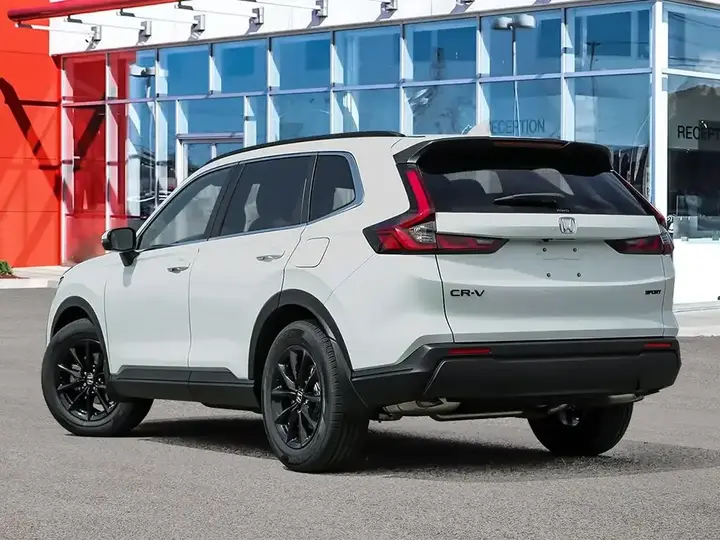 Honda Cr-V 2027 photo 4