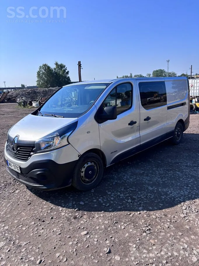 Renault Trafic 2017 photo 2