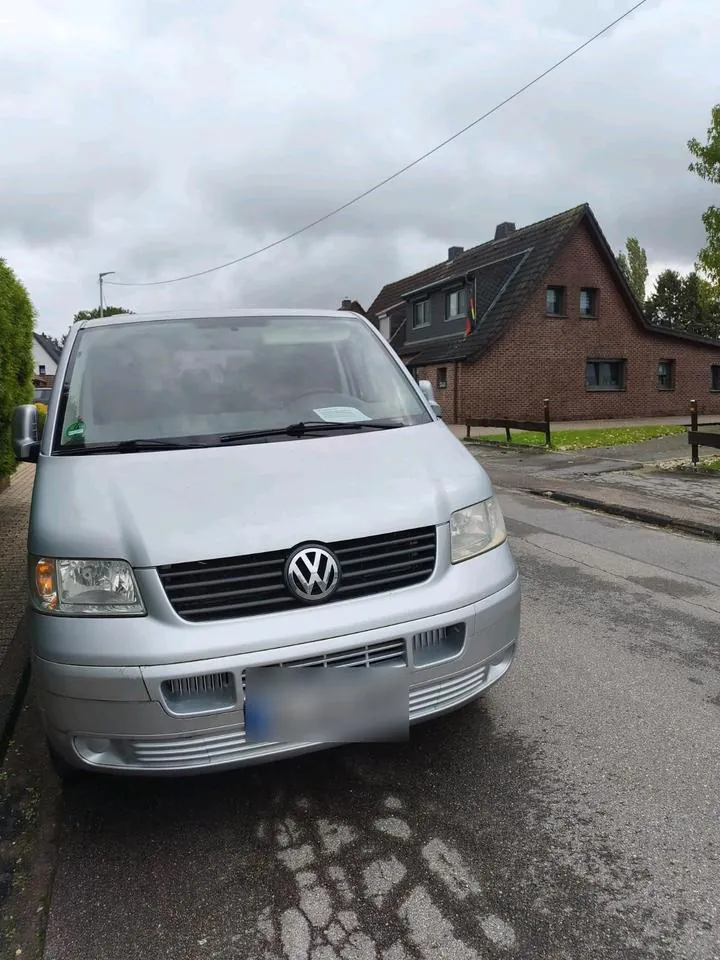 Volkswagen T5