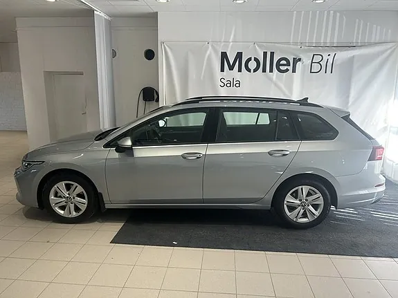 Volkswagen Golf I 2026 photo 3