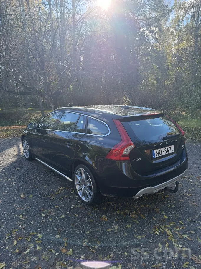 Volvo V60 2012 photo 5