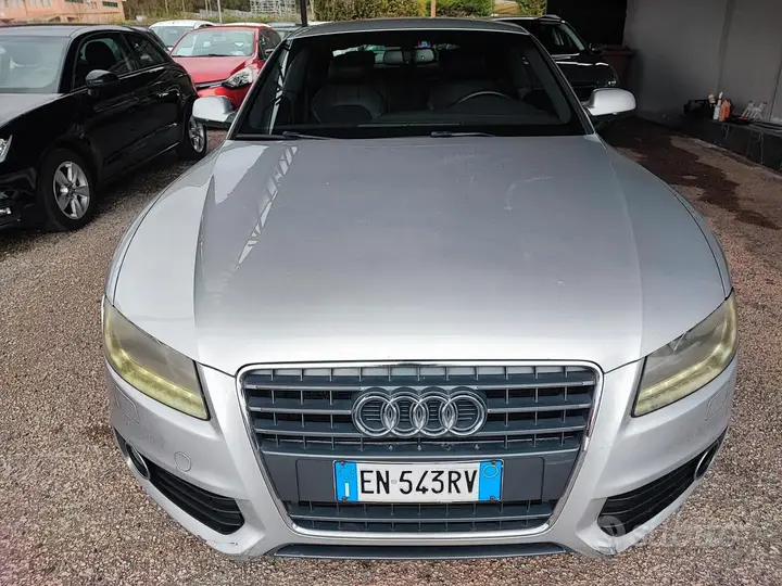 Audi A5 2010 photo 2