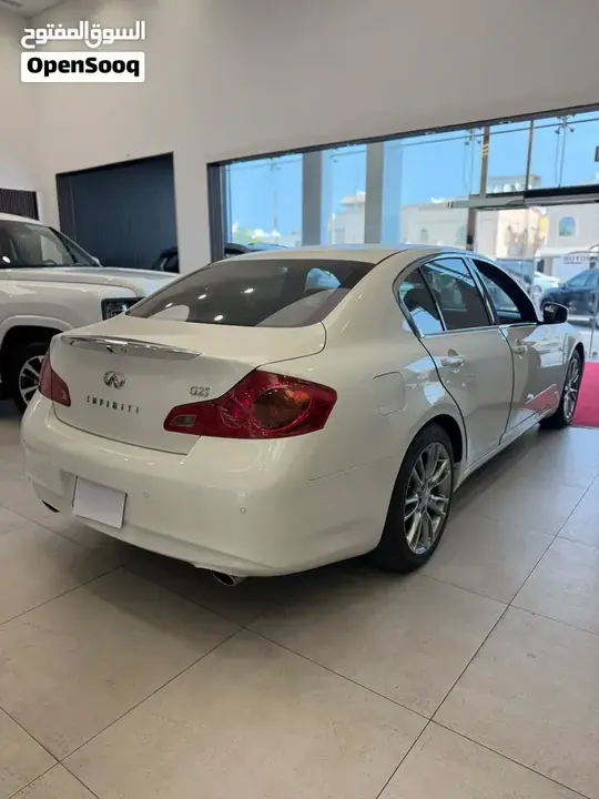 Infiniti G25 2014 photo 4