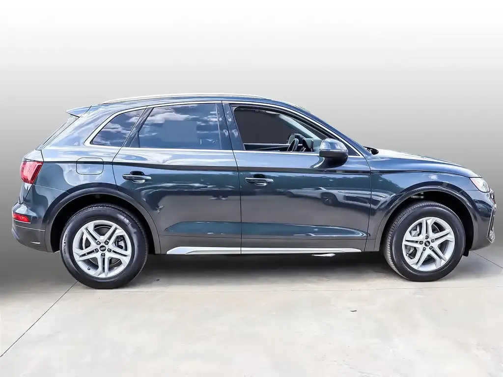Audi Q5 2022 photo 3