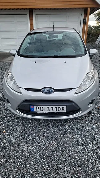 Ford Fiesta 2010 photo 4