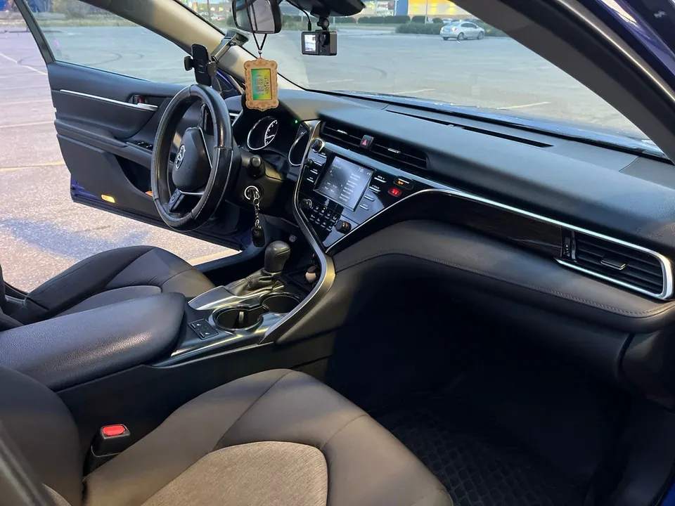 Toyota Camry 2018 photo 5