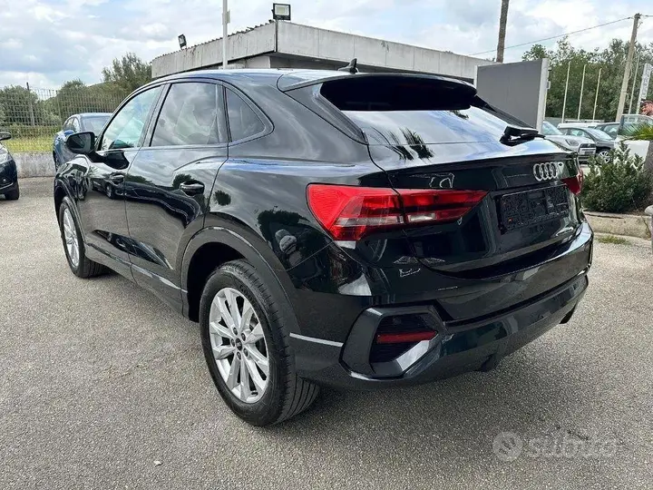 Audi Q3 2022 photo 5