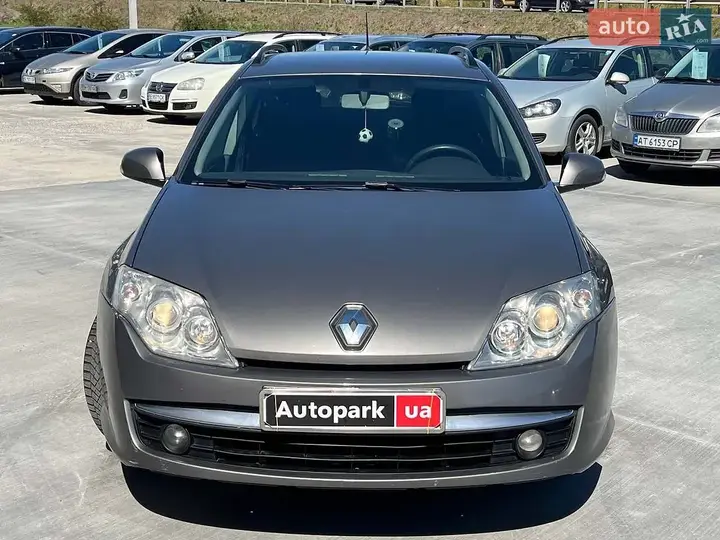 Renault Laguna 2008 photo 2