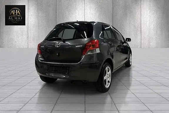 Toyota Yaris 2009 photo 5