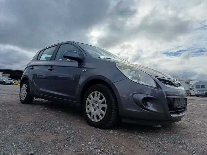 Hyundai I20