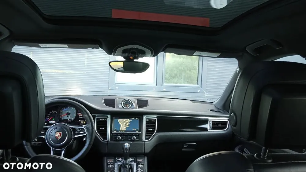 Porsche Macan 2015 photo 2