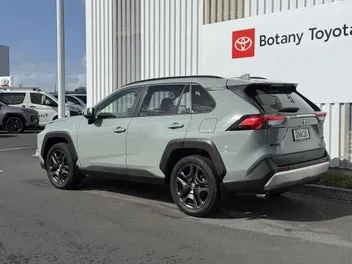 Toyota Rav4 2024 photo 5