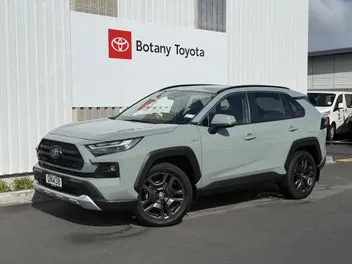 Toyota Rav4 2024 photo 2