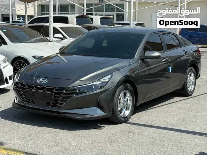 Hyundai Elantra 2022 photo 2