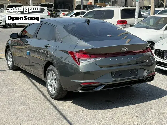 Hyundai Elantra 2022 photo 4