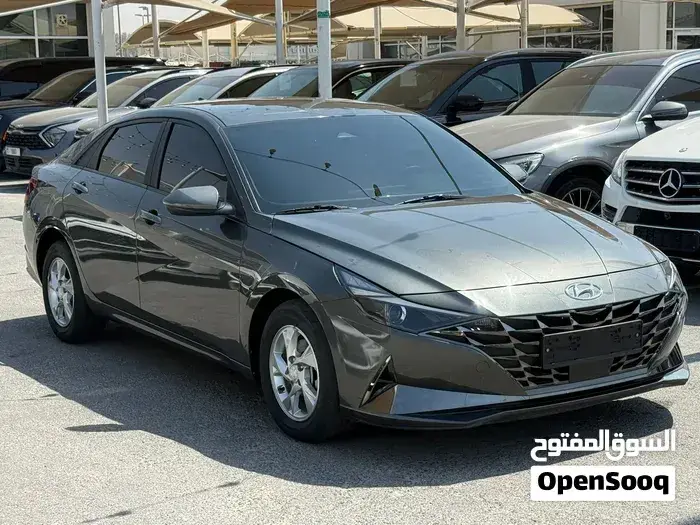 Hyundai Elantra 2022 photo 3