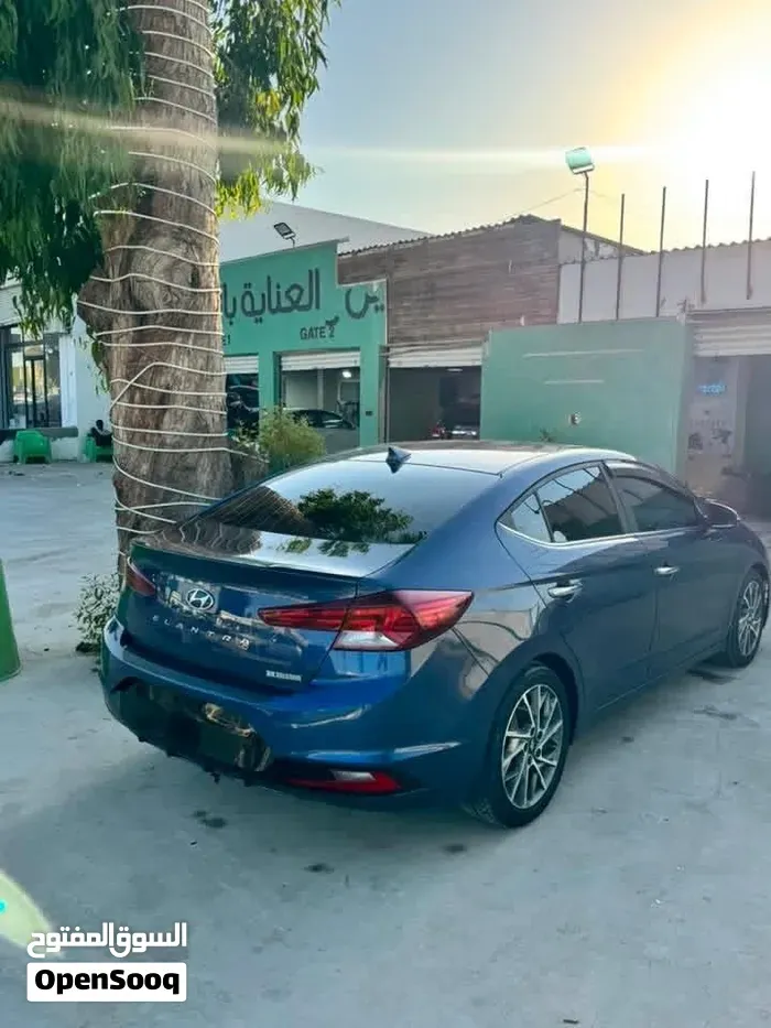 Hyundai Elantra 2020 photo 2