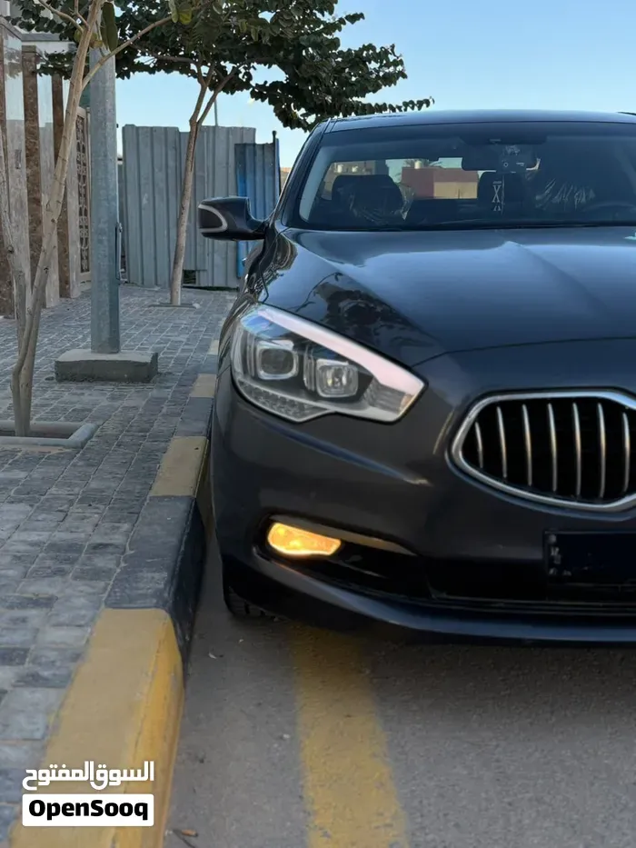Kia Quoris