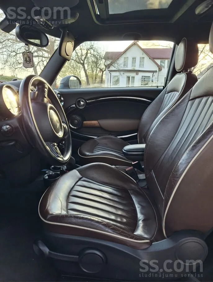 Mini Clubman 2012 photo 5