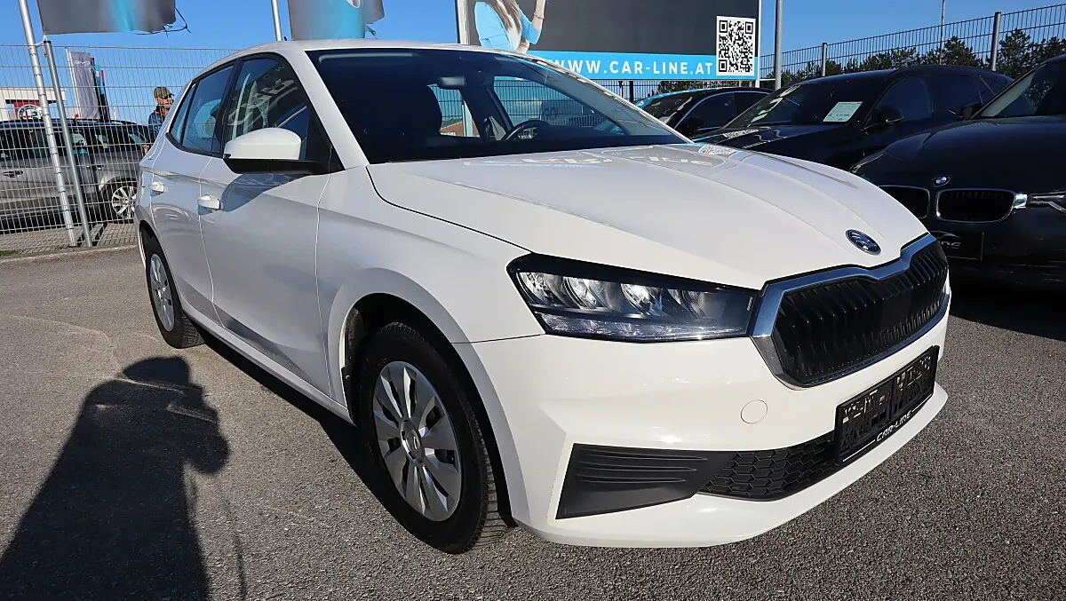Skoda Fabia 2023 photo 3